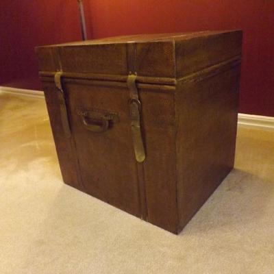 Storage Trunk/Side Table