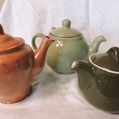Set of 3 Ceramic Teapots