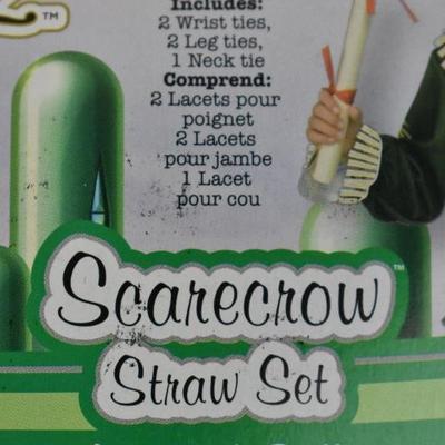 Scarecrow Straw Set for Costumes - New