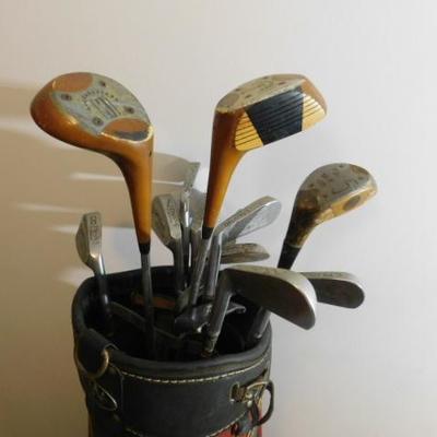 Set of Gold Clubs and Bag