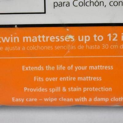 Twin Size Mattress Cover and Twin Bed Skirt - New