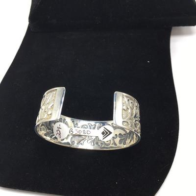 Lot 139 - Silpada Poseidon Ring & Ahead of the  Curve Cuff