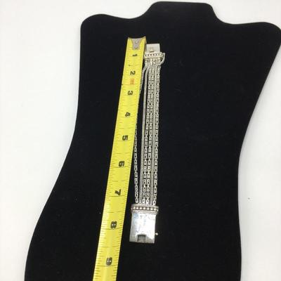 Lot 141 - Sterling Silver Chains Bracelet 