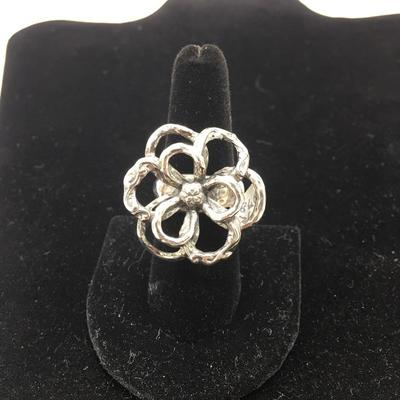 Lot 143 - Sterling Silver Array