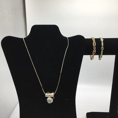 Lot 149 - Sterling Silver Necklace & Pendant & More