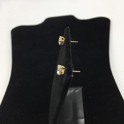 Lot 150 - 14K Gold Necklace with a  Cubic Zirconia Pendant & Earrings 