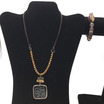 Lot 154 - Wildwood Stretch Bracelet & More