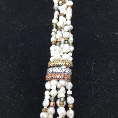 Lot 160 - Agate Stone Necklace with Bracelet