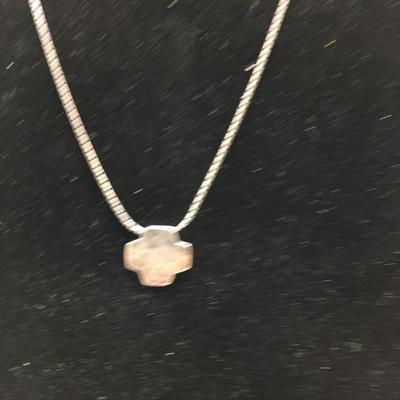 Lot 161 - Virtuosity Necklace & Hammered Sterling Silver Necklace 