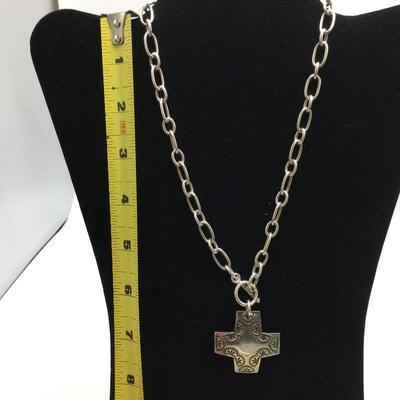 Lot 161 - Virtuosity Necklace & Hammered Sterling Silver Necklace 