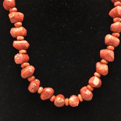 Lot 171 - Sponge Coral Necklace & Bracelet 