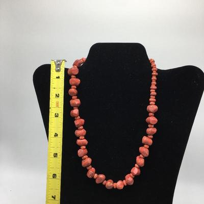 Lot 171 - Sponge Coral Necklace & Bracelet 
