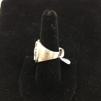 Lot 176 - Sterling Silver Necklace & Ring