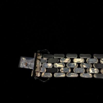 Lot 183 - Pair of 10K Gold Bracelets 