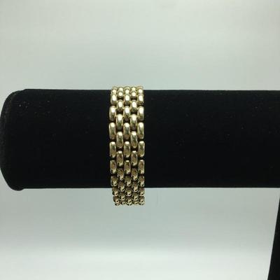 Lot 183 - Pair of 10K Gold Bracelets 