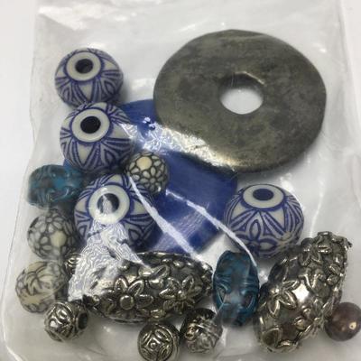 Lot 184 - Fashion Jewelry 