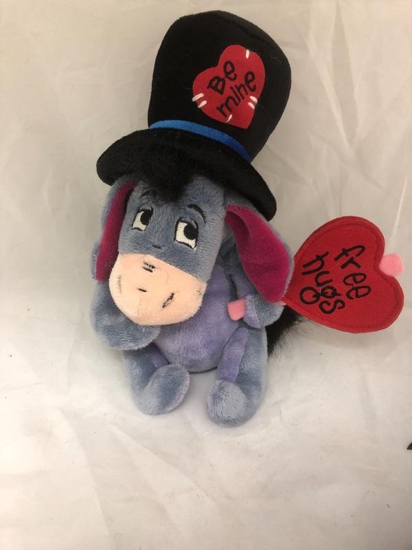 Valentines eeyore | EstateSales.org