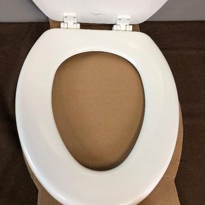 Lot#139  Elongated Toilet Seat New 