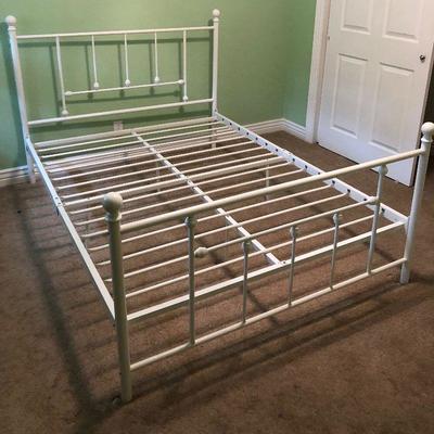 Lot#180 Queen Size White metal bed