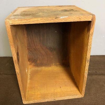 Lot#196 Finger Jointed Crate