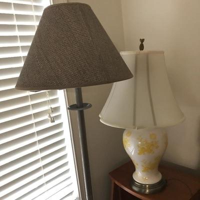 Lot 22 - Pair of Lamps
