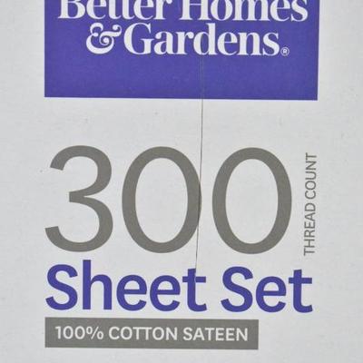 BH&G Full Size Sheet Set, Mint Garden Green, 300 Thread Count - New