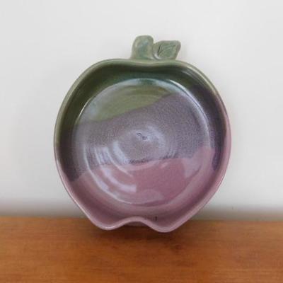 Art Stone Pottery Signed Apple Shape Dish Mudd Works, USA 6