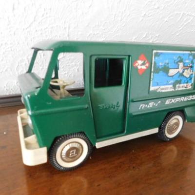 Vintage Buddy-L Metal Body Scale Model Express Van Truck 11