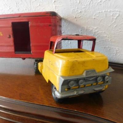 Vintage Structo Continental Express Tractor Trailor Scale Model Truck 26