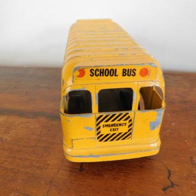 Vintage Hubley Scale Model School Bus #2 Metal Body 10