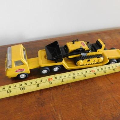 Tonka Scale Model Tractor and Flat Bed with Front Loader 11