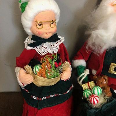 Lot #239 Mr. and Mrs. Claus