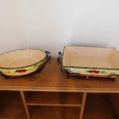 Set of Ceramic Baking Dishes with Metal Trivit Travel Baskets by Temptations