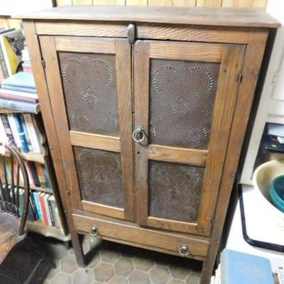 Primitive Oak Wood  Pie Safe with Perforated Tin Panels 34