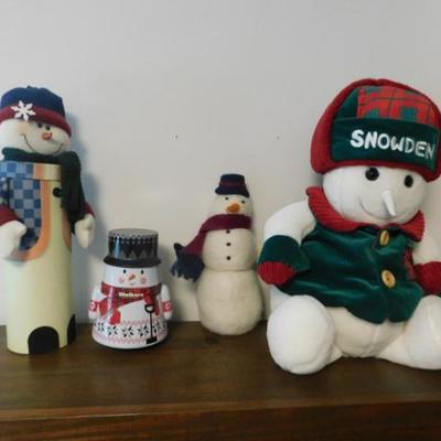 Large Collection of Stuffed Holiday Items and Decorative Pieces (See all Pictures)