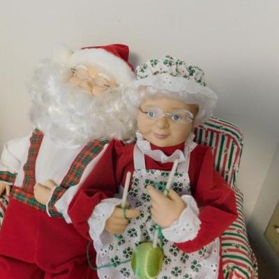 Mr. & Mrs. Santa at Home Motion and Sound Battery Operated
