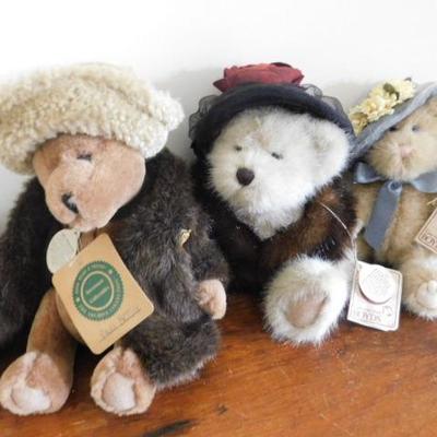 Group of 5 Boyd's Bears Collectible Stuffed Bears (See all Pics)