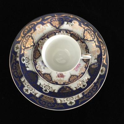Lot 78 - Array of Gold Rimmed China