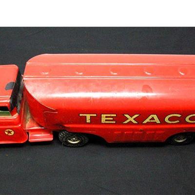 4 - Texaco Truck by Wen Mac 