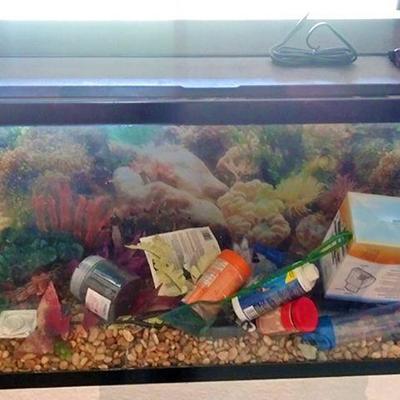 14 - Complete Fish Tank Set
