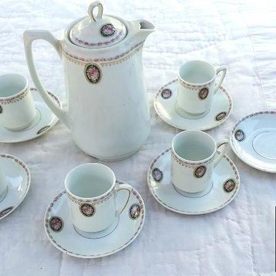 71 - Bavaria Chocolate Set?