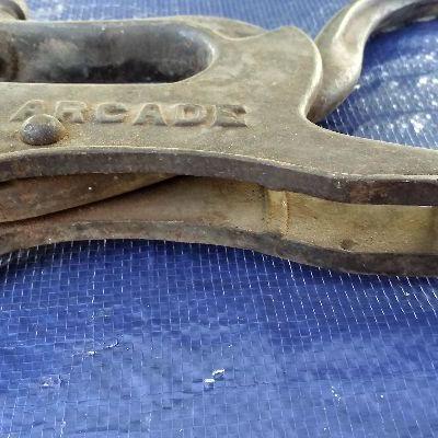 112 - Arcade brand Hand Rivet Tool