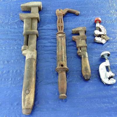 113 - Small & Large Monkey wrenches, sure grip Puller, pipe cutter tools