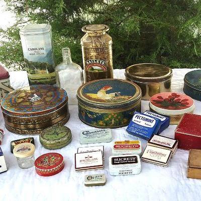 123 - Large lot of old Tins