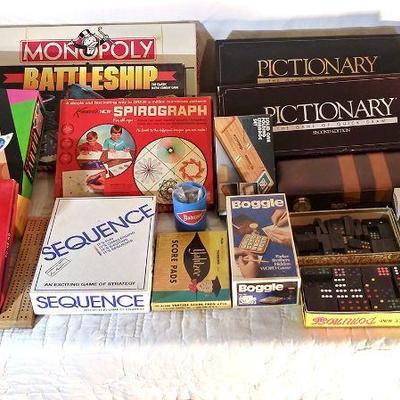 153 - Grouping of older board Games