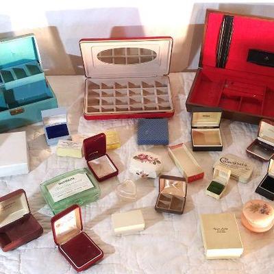 166 - Wide variey of small and medium sized older Jewelry Boxes