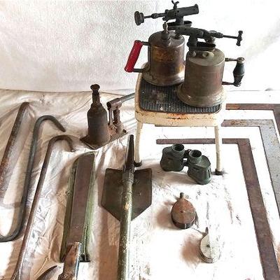 191 - Machete by John Clarneason 1945 orchard torches plus more
