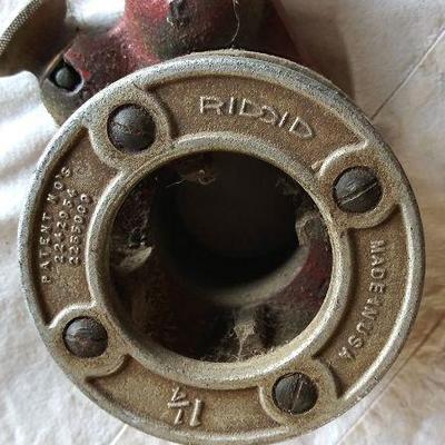 193 - Durbin non spread mouth patented threaders, pull chain pullers and more