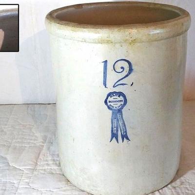205 - Blue Ribbon #12 crock