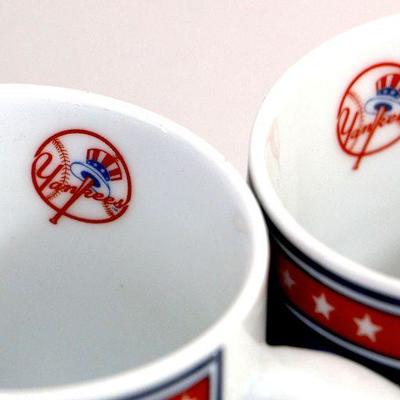 NY YANKEES Collector Mugs Set of 4 by Danbury Mint - Mint